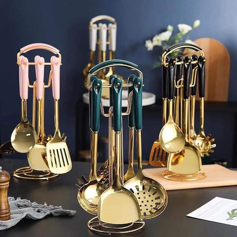 Heavy golden serving spoon set