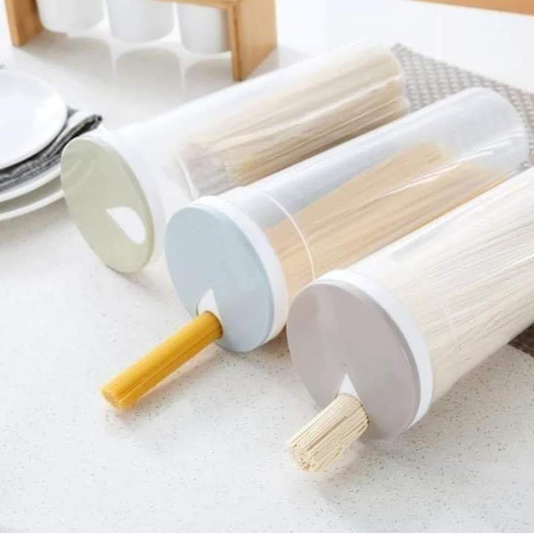 Spaghetti holder