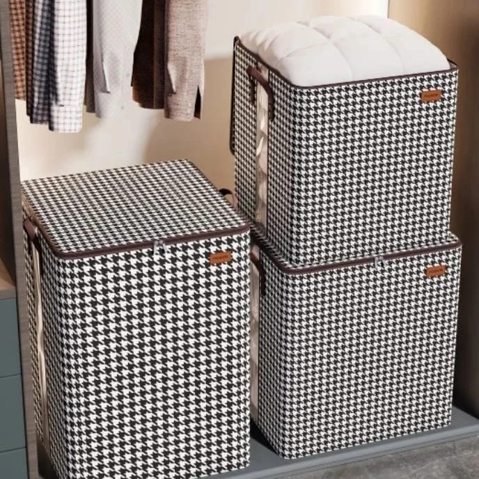 Standing Closet/Duvet Organizer