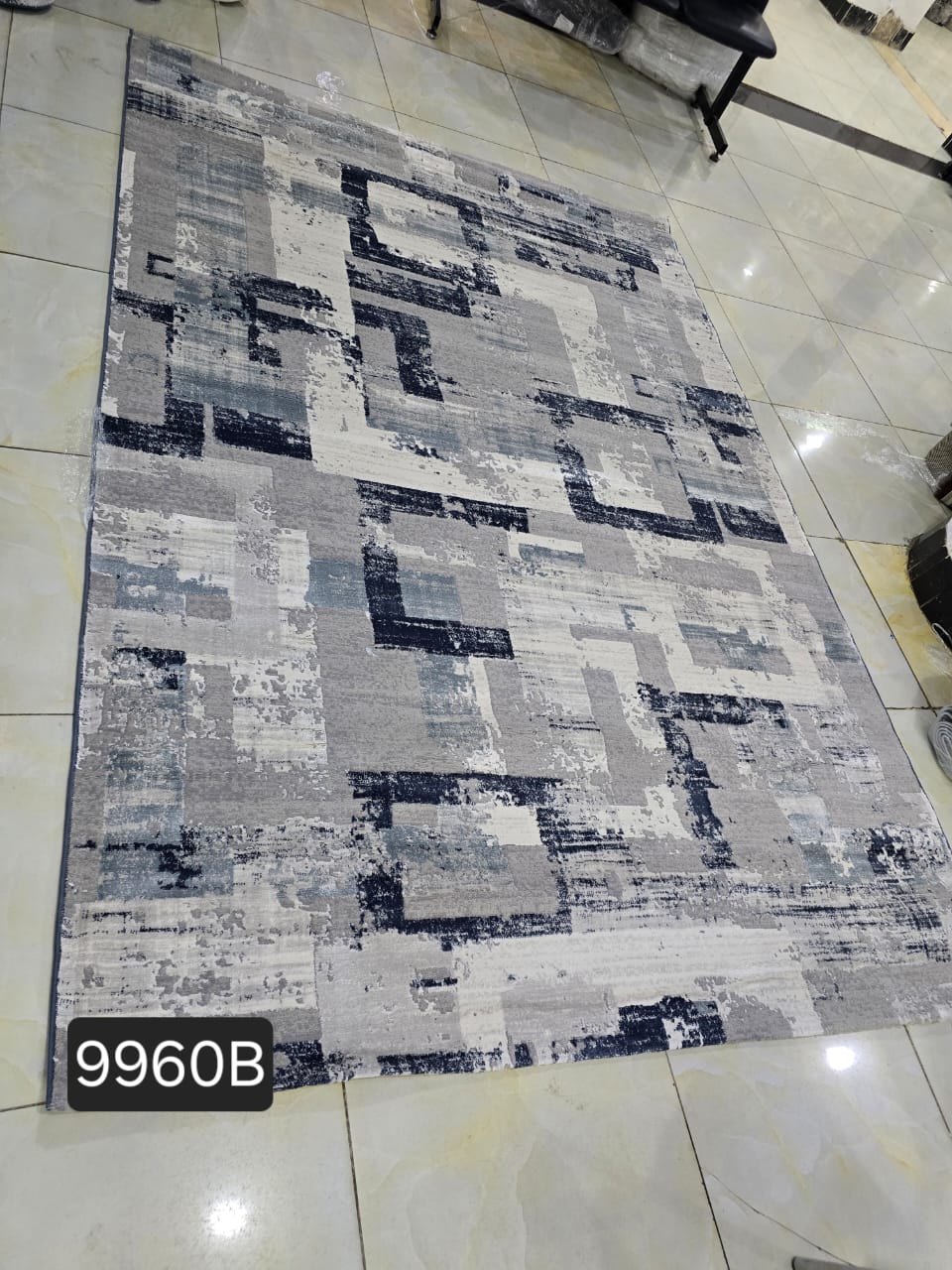 Bitiye Crown Carpet (6*9)