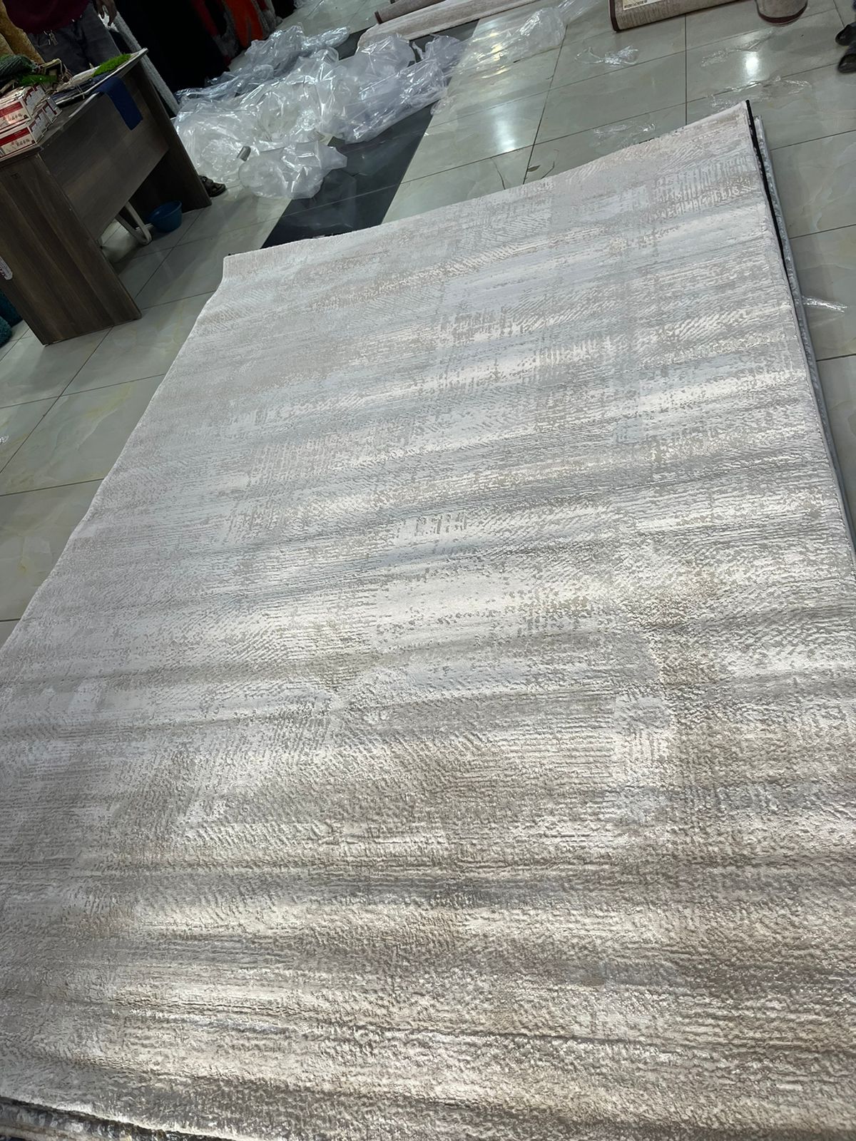 Bitiye Crown Carpet (5*8)