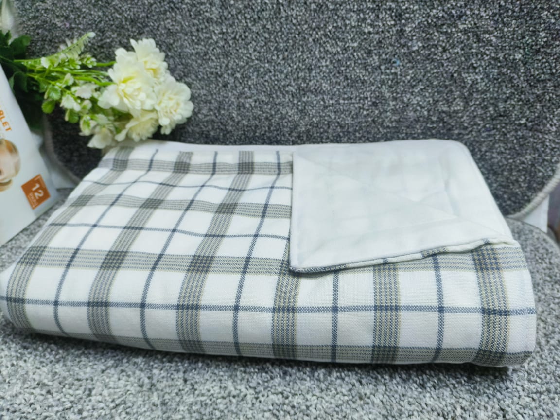 Maasai/fleece blanket