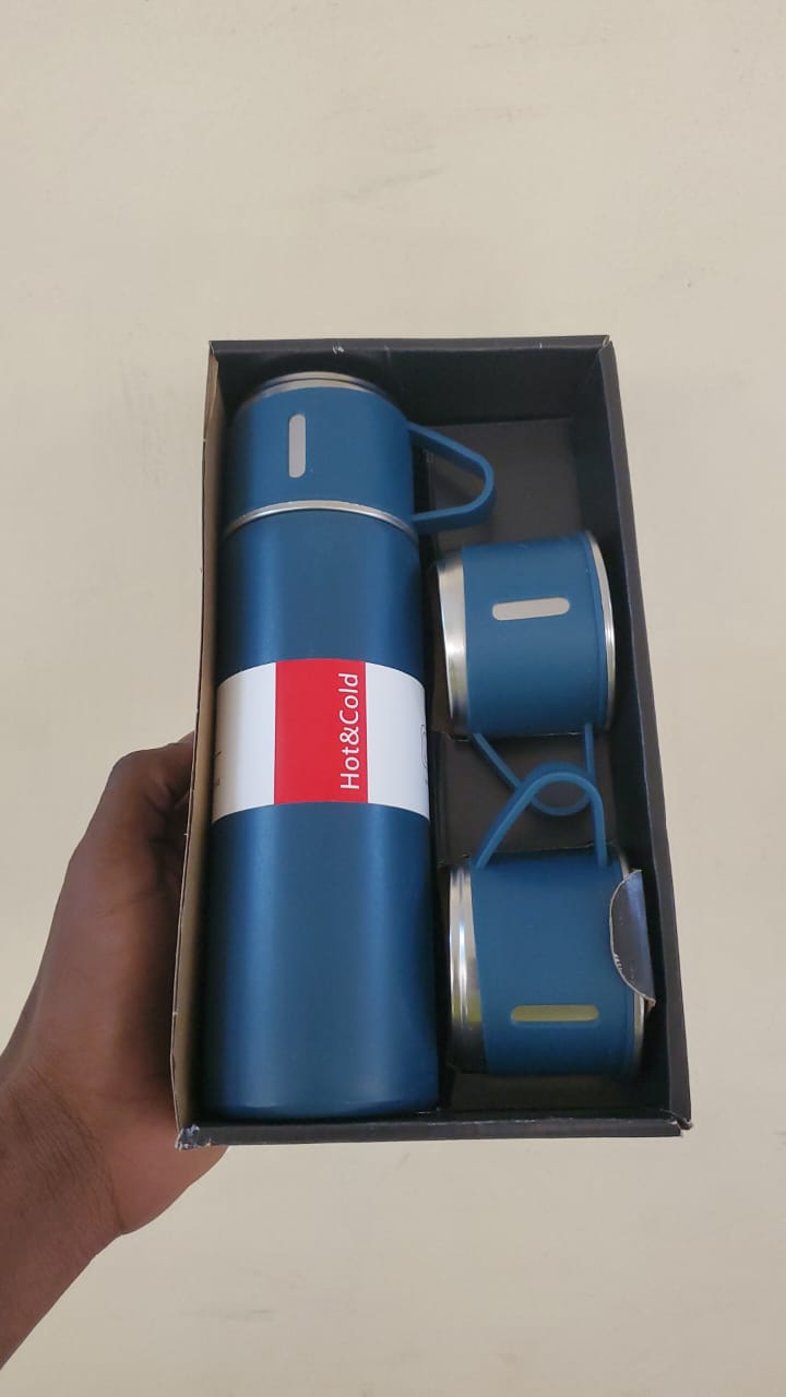 Thermo flask with 2 cups