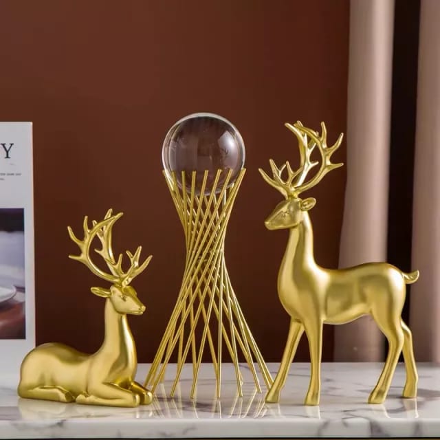 Two golden deers & Crystal Ball Center piece.